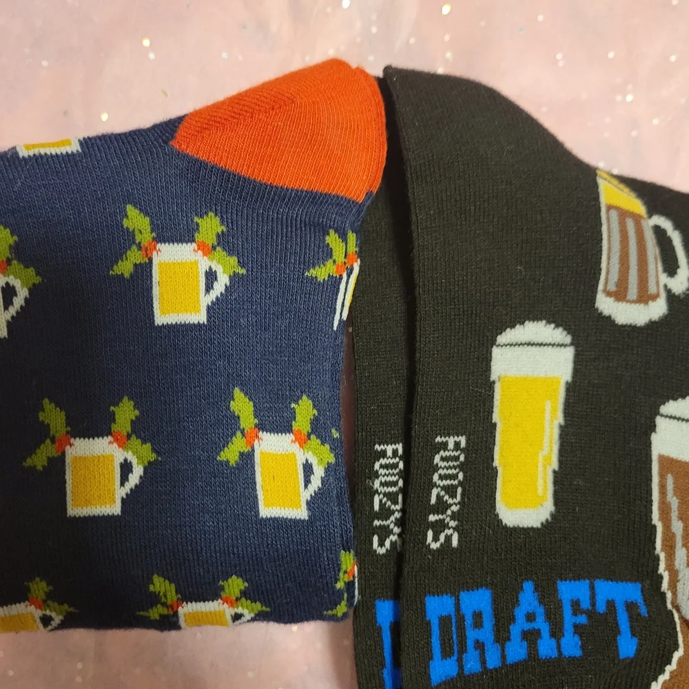 Beer Socks (2 pr) & Bottle Cap Bank* ~ Festive & Fun! NWT  FINAL PRICE!